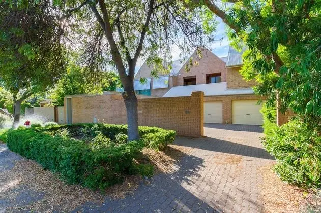 Adelaide Style Accommodation near City