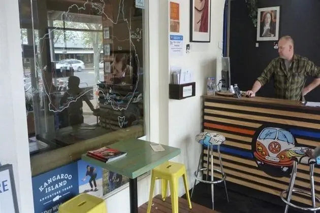 Adelaide Travellers Inn