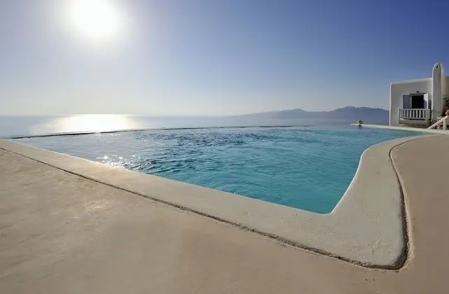 Villa Adella by Mermaid Luxury Villas - Havuz