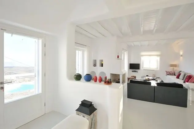 Villa Adella by Mermaid Luxury Villas - Lobi