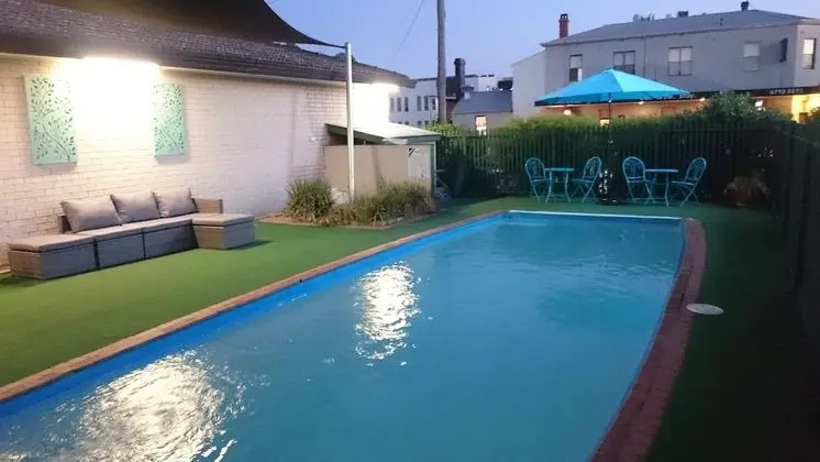 Adelong Motel - Havuz