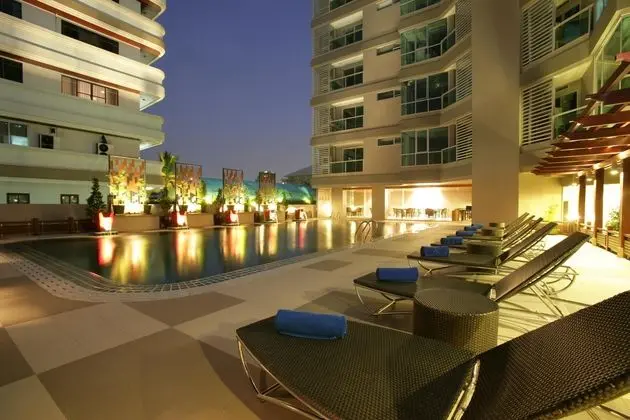Adelphi Grande Sukhumvit - Havuz