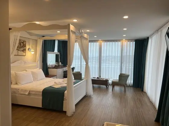 Aden Butik Otel Çeşme