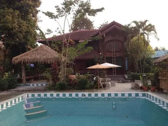 Villa Aden Organic Resort Nakornnayok - Havuz