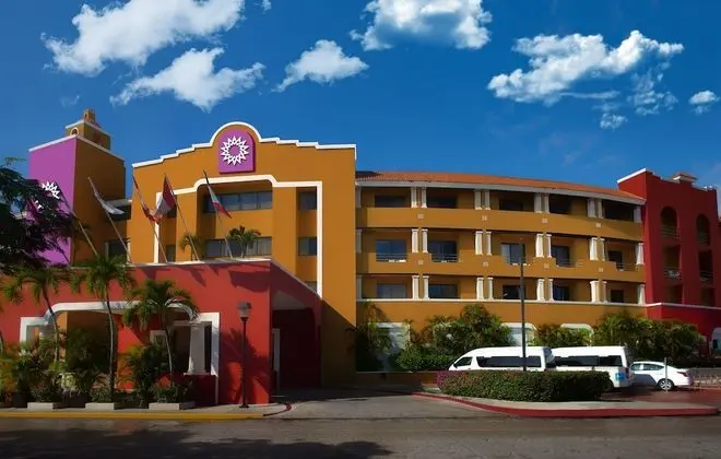 Adhara Hacienda Cancun - Dış Mekan