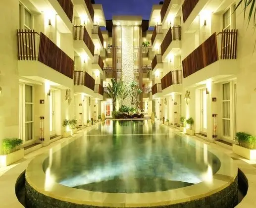 Adhi Jaya Sunset Hotel - CHSE Certified - Havuz