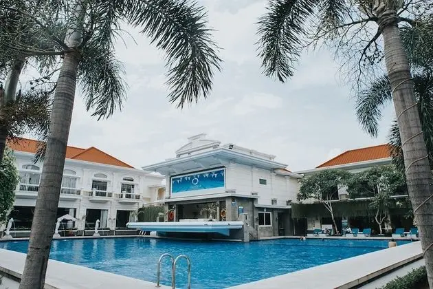 Adhiwangsa Hotel & Convention Hall - Havuz