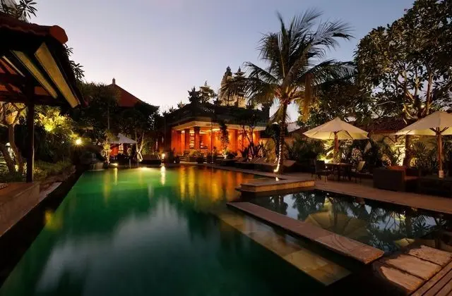Adi Dharma Hotel Legian - CHSE Certified - Havuz