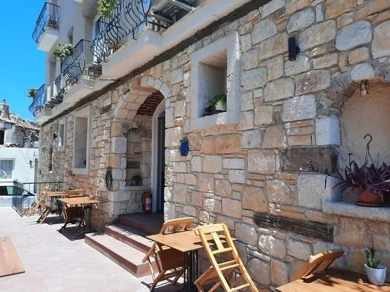 Adil Otel