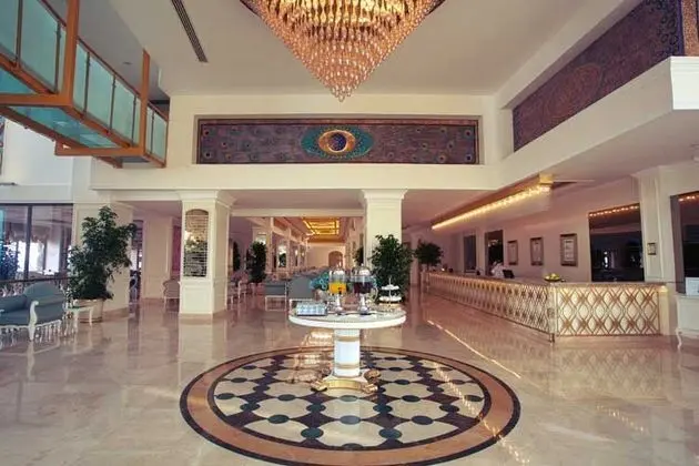 Adin Beach Hotel - Lobi