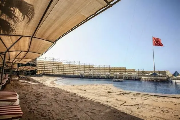 Adin Beach Hotel - 8