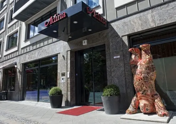 Adina Apartment Hotel Berlin Mitte - Dış Mekan