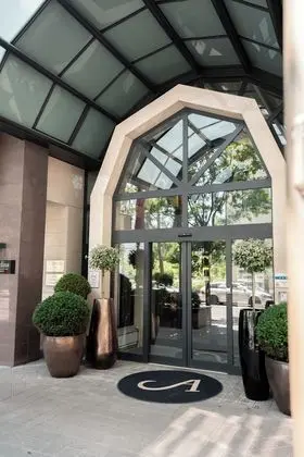 Adina Apartment Hotel Budapest - Dış Mekan