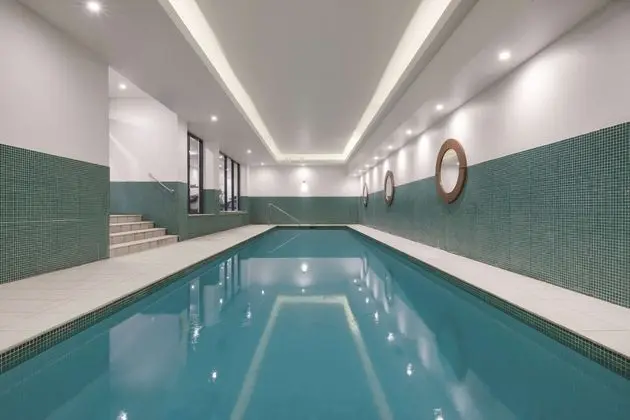 Adina Apartment Hotel Coogee Sydney - Havuz