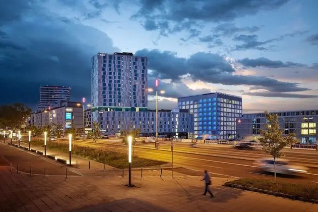 Adina Apartment Hotel Stuttgart - Dış Mekan