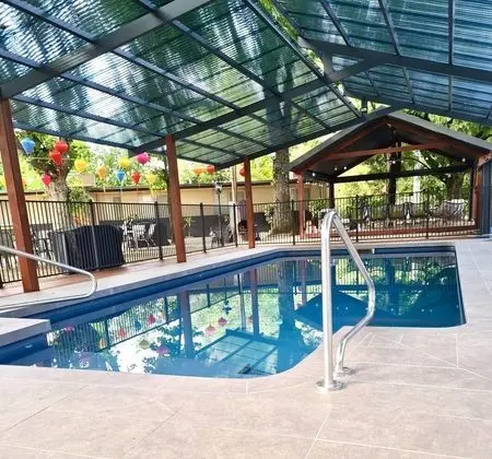 ADINA LODGE HOLIDAY APARTMENTS