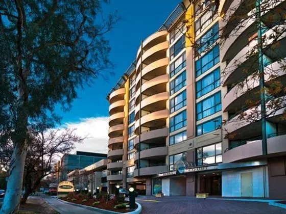 Adina Serviced Apartments Canberra James Court