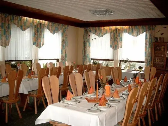 AdiHotels 'Haus Gombert' - Kahvaltı