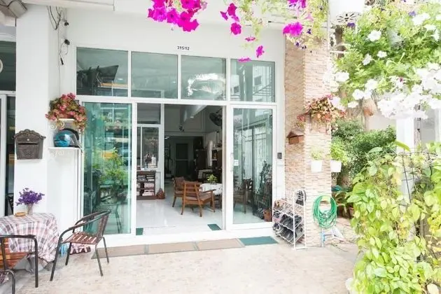 Admire House - Dış Mekan