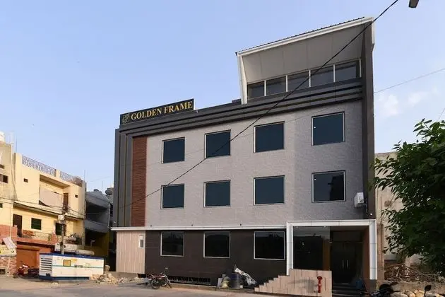 Hotel Admire Inn By F9 Hotels