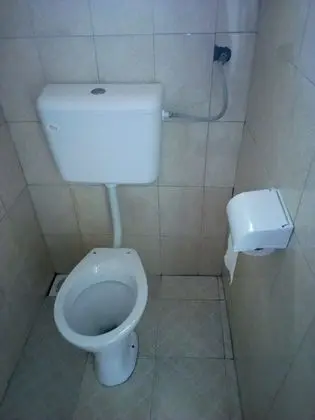 Adonai Guest House - Banyo Tipleri