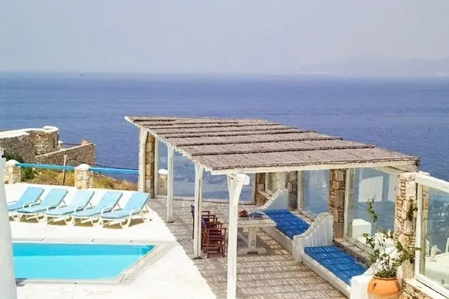 Villa Adonis