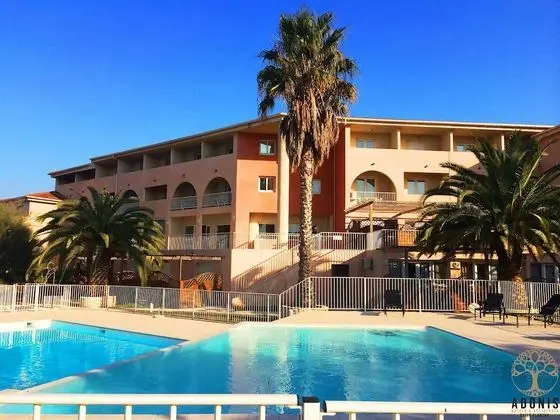 Adonis St Florent