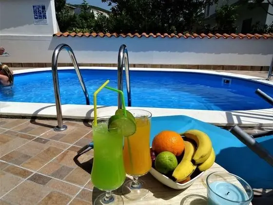 Adorable Apartment With Terrace, Hot Tub & Sea View - Havuz