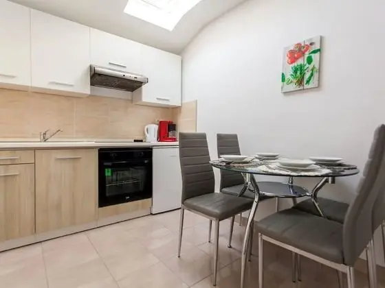 Adorable House Apartment With Roof Terrace - Mutfak
