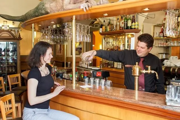 Adria - Bar