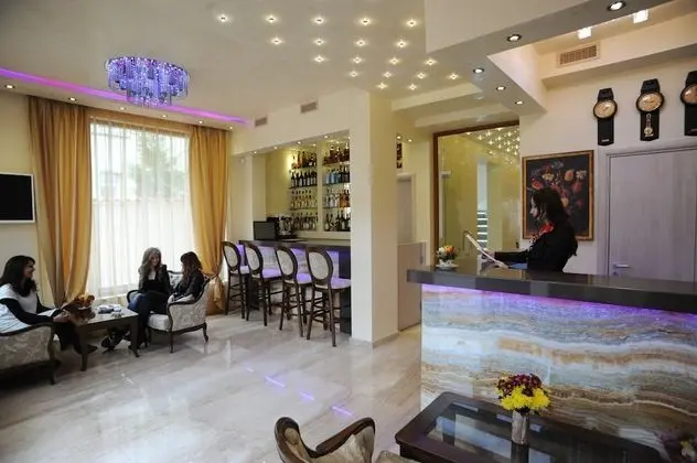 Hotel Adria - Lobi