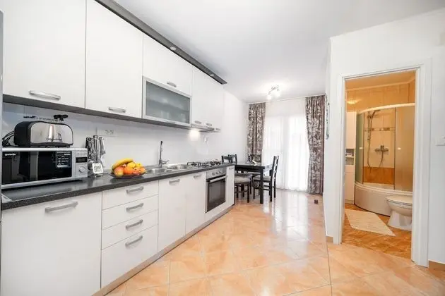 Adria Sun Apartments & More - Mutfak