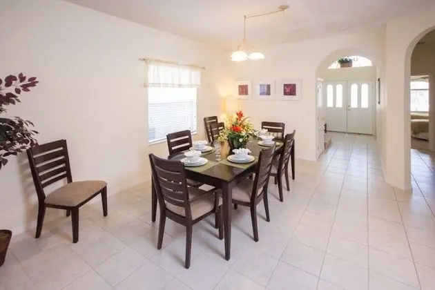Adriaan's West Haven 5 Bedroom Home by Redawning - Mutfak