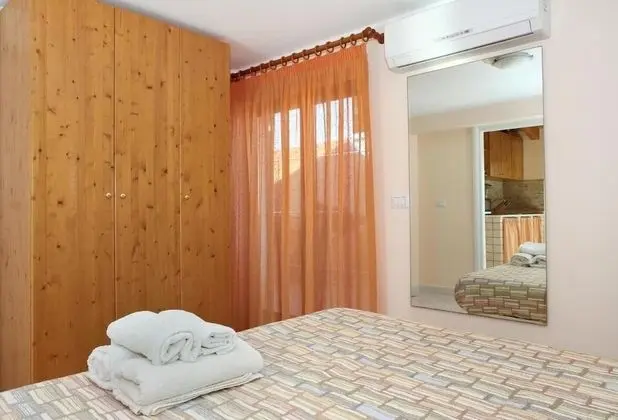 Adriana Casa Vacanze One Bedroom Apartment 5 People, wi fi, Parking, Near sea