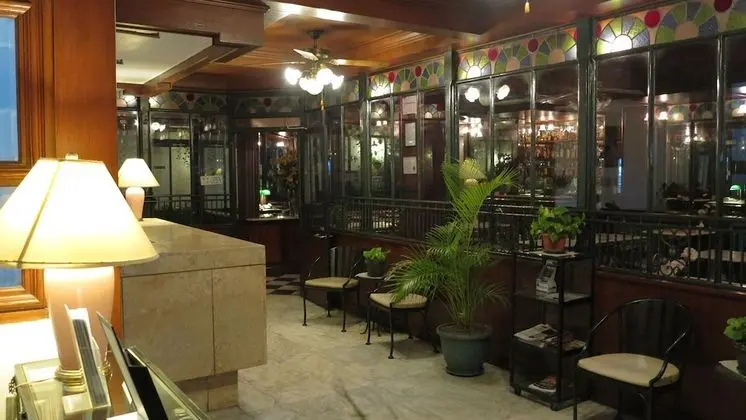 Adriatico Arms Hotel - Lobi