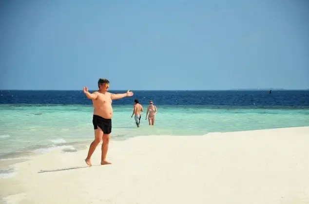 Adroit Beach Inn - Plaj