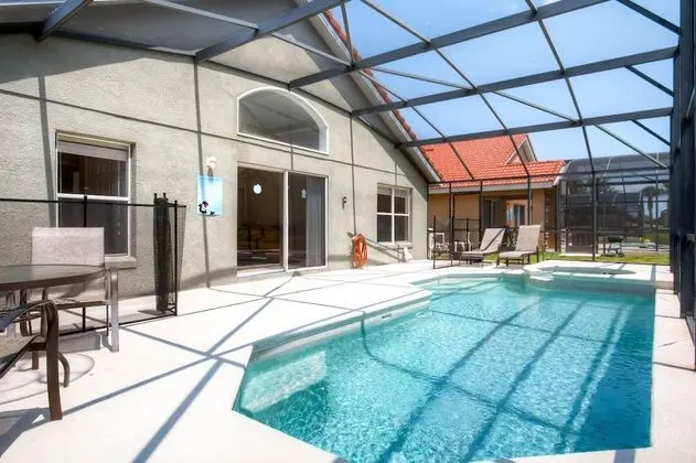 Advantage Vacation Homes