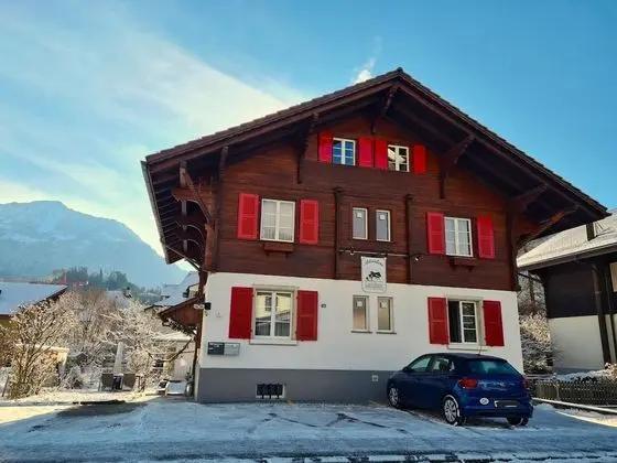 Adventure Guesthouse - Dış Mekan