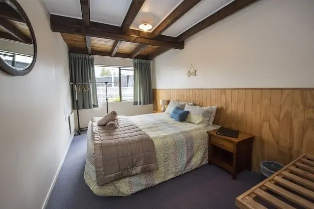 Adventure Lodge & Motel - Oda