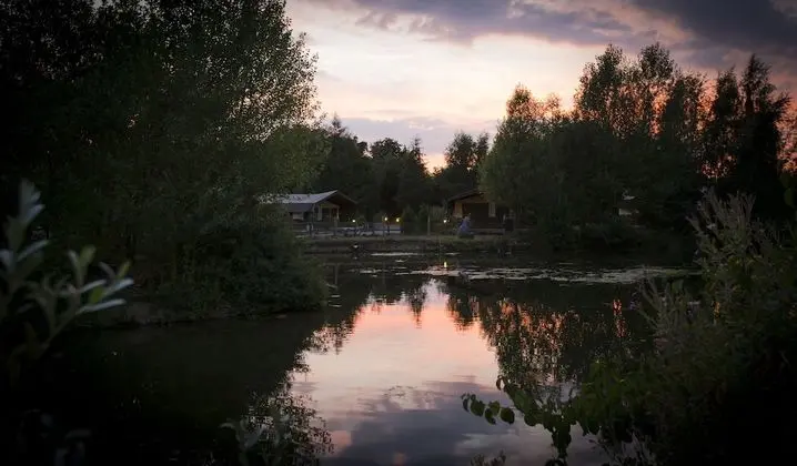 Adventurer's Village Milton Keynes - İç Mekan