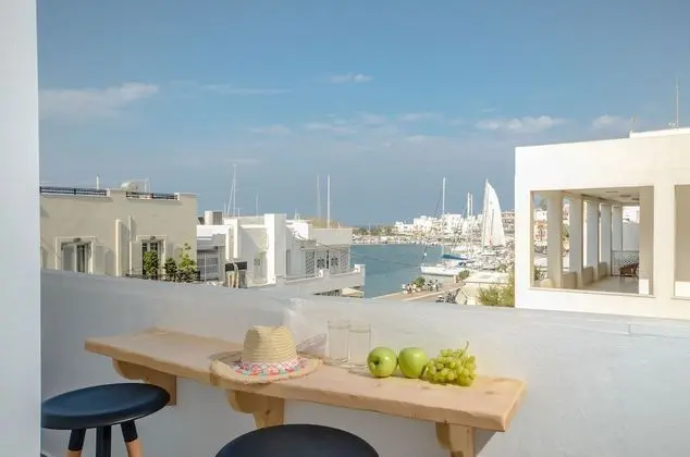 Aegean Jasmine - In The Center