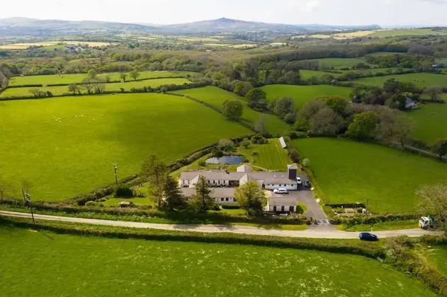 Ael Y Bryn Bed and Breakfast