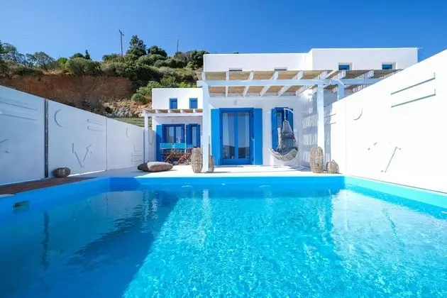 Aelia Collection Suites - Havuz