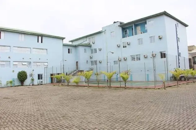 Aerol Hotel and Suites -super Suite