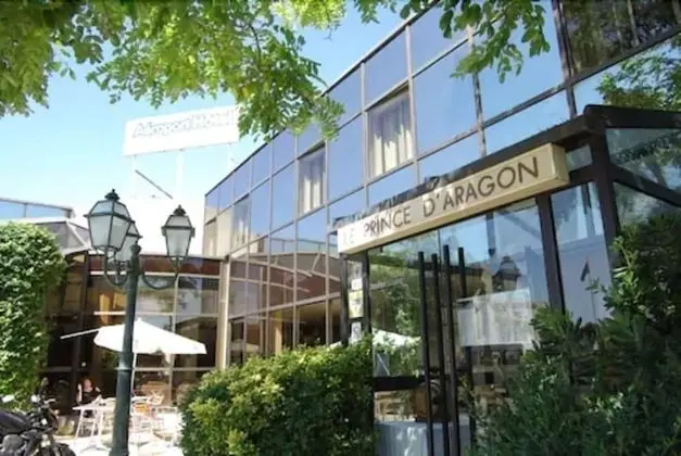 Aéroport Hôtel - 1