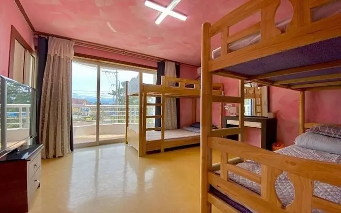 Aewol Badatgaap Guest House