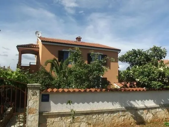 Affordable apartment Helena