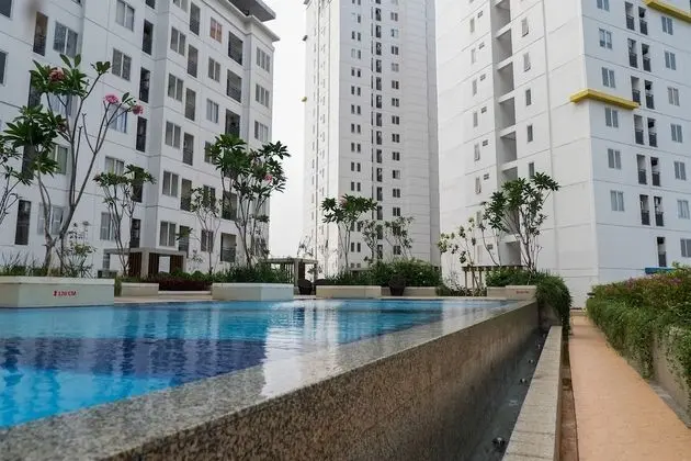 Affordable Bassura City Apartment