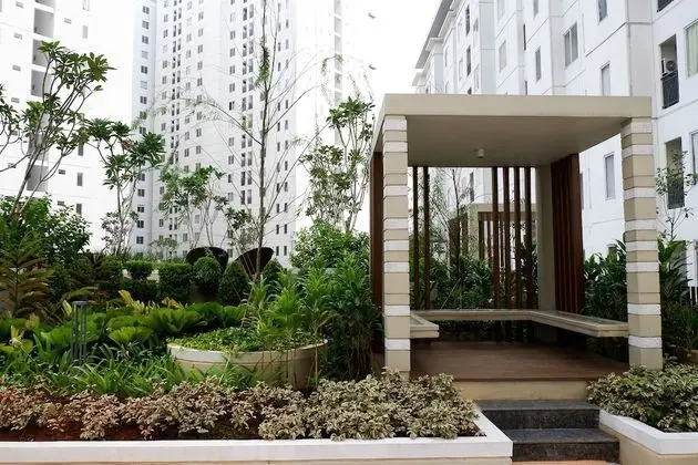 Affordable Bassura City Apartment - Dış Mekan