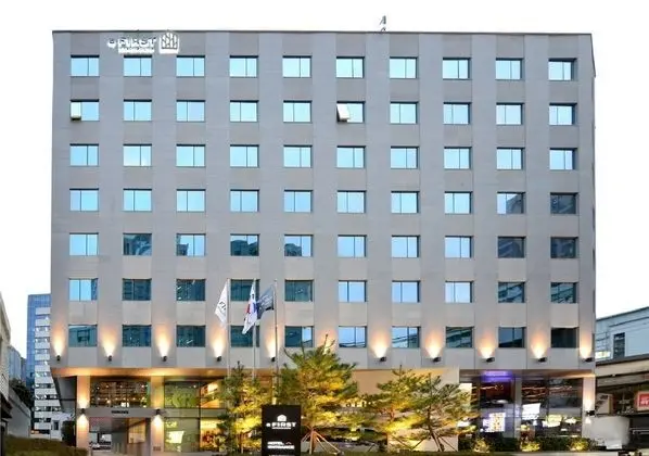 aFIRST Hotel Myeongdong